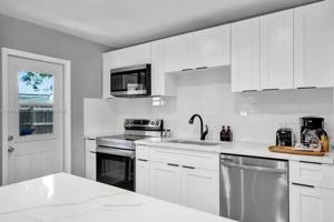 featured image of 1573 Northeast 30th Court