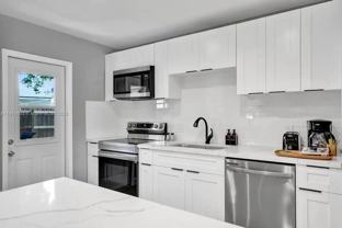 1573 Northeast 30th Court - Photo 1 of 1