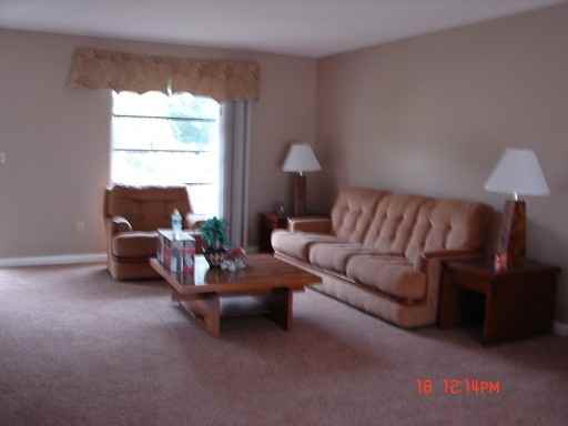 2037 Ambassador Ct - Photo 2 of 4