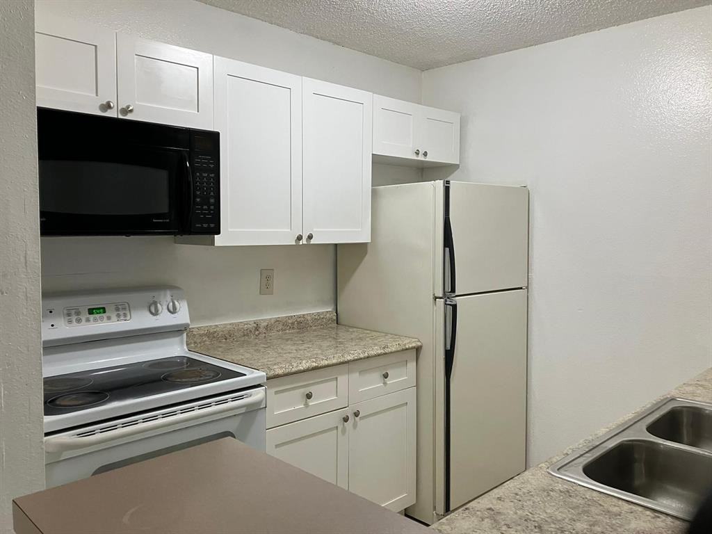 4025 West McNab Road #105 - Photo 2 of 8