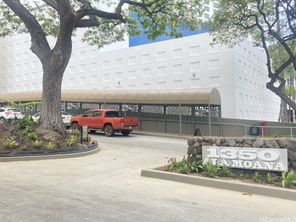 1350 Ala Moana Blvd Apt 2612 #2612 - Photo 3 of 15