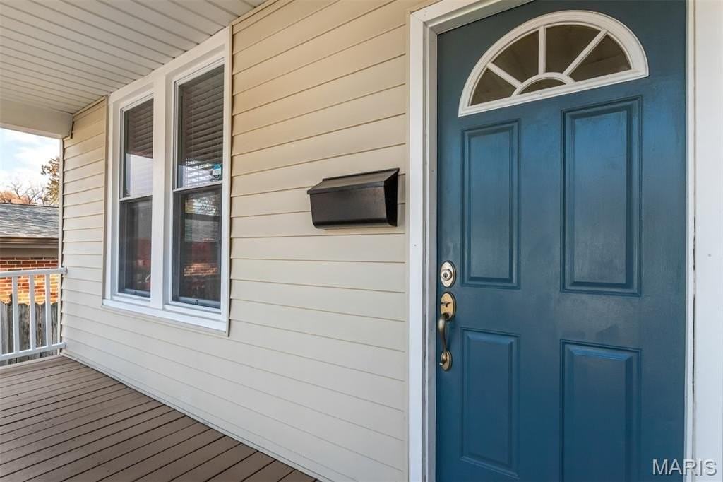 7716 Lovella Ave - Photo 4 of 30