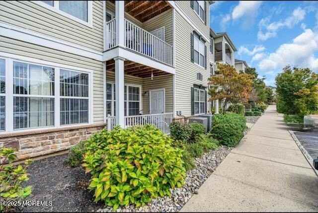 211 Mill Pond Way Unit 25 #25 - Photo 2 of 25