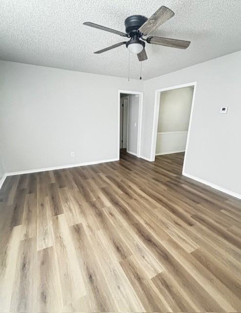 309 West Vandament Avenue - Photo 2 of 17