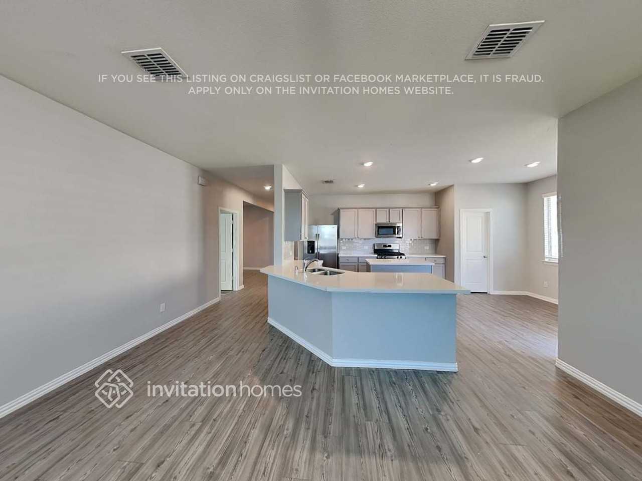 14836 Grey Feather Trl - Photo 4 of 17