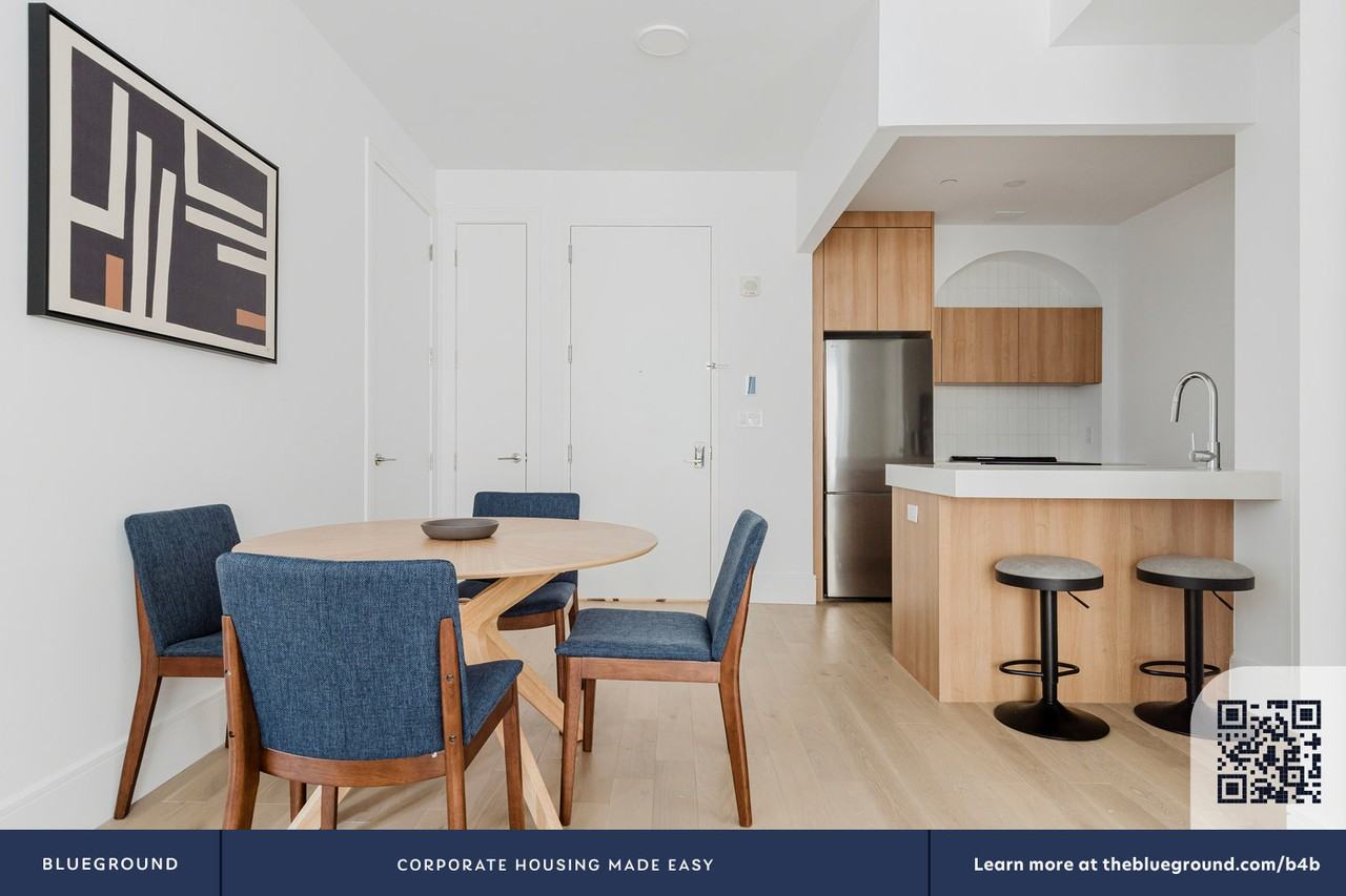 151 South Elliott Place - Photo 5 of 40