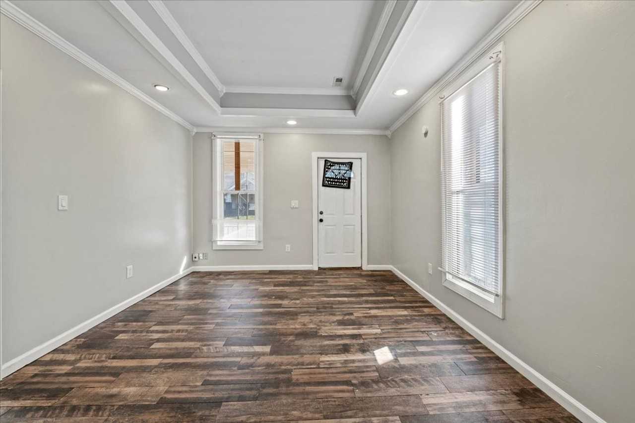 1622 N Rural St - Photo 4 of 14