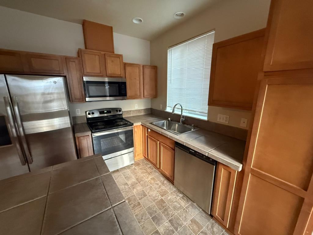 13009 Ne 25th St - Photo 2 of 23