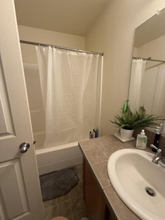 13009 Ne 25th St - Photo 6 of 23