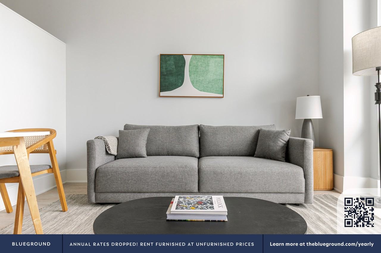 812 W Adams St #1254 - Photo 4 of 32