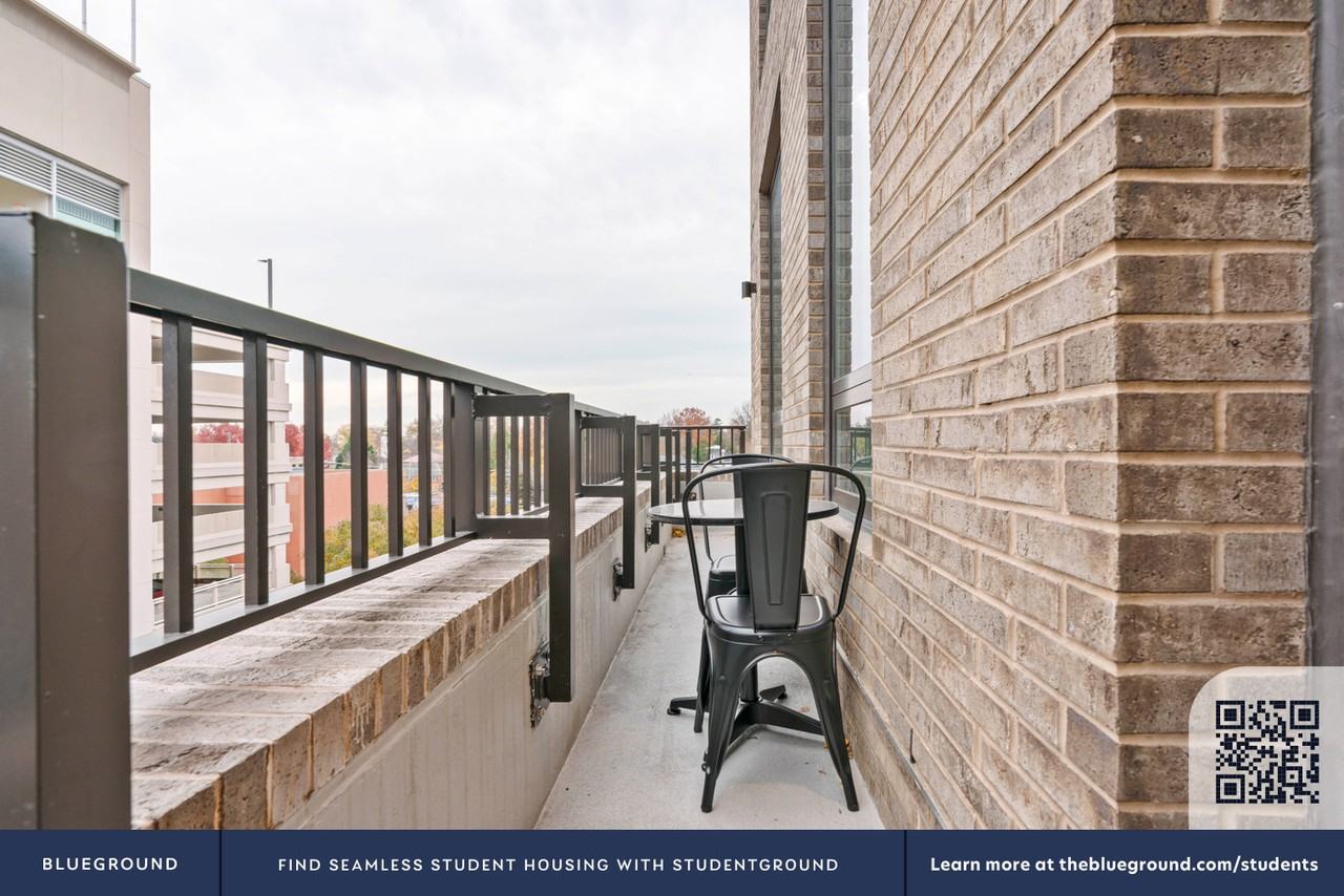 4909 Auburn Ave #1211 - Photo 7 of 50