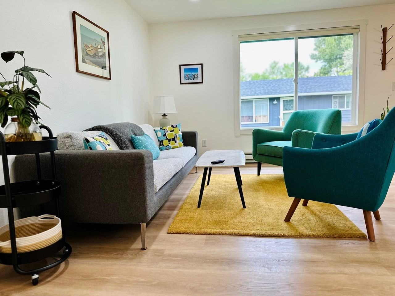 2615 West St #1352417P - Photo 2 of 17