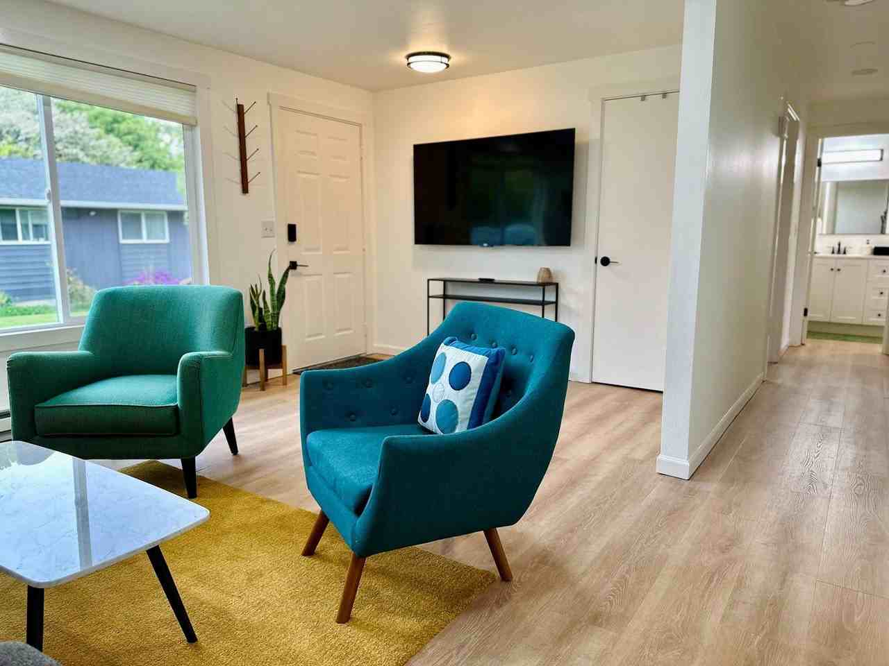 2615 West St #1352417P - Photo 6 of 17