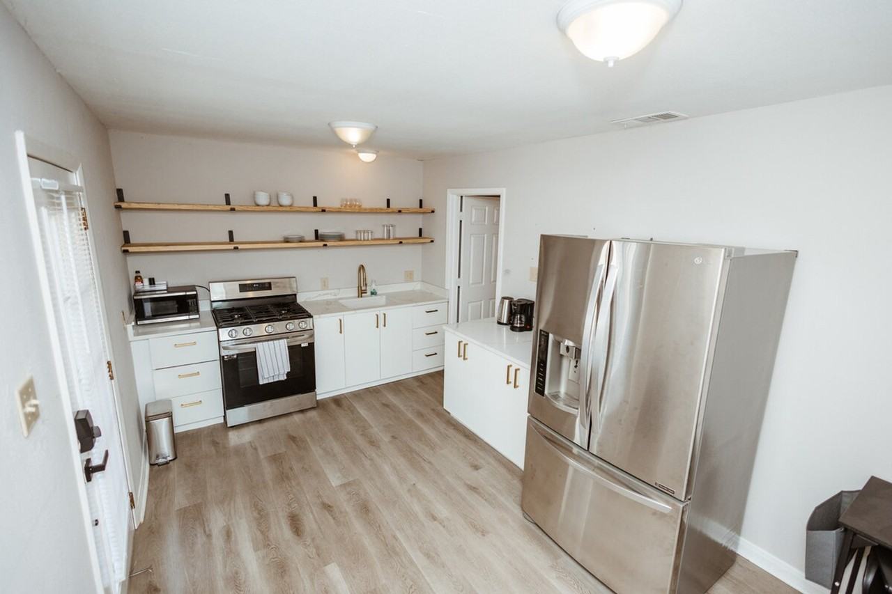 3625 Maple Ave #1352449P - Photo 2 of 20