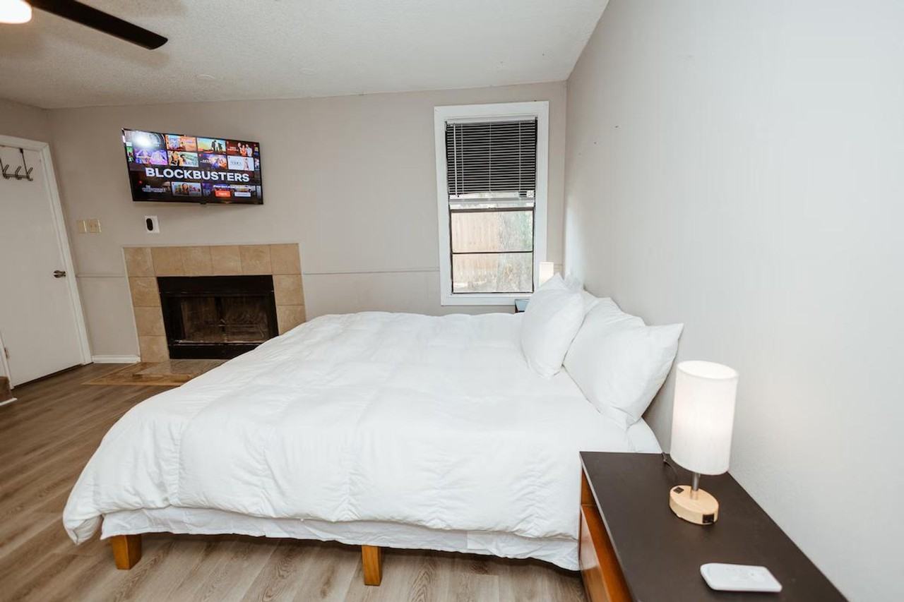 3625 Maple Ave #1352449P - Photo 7 of 20