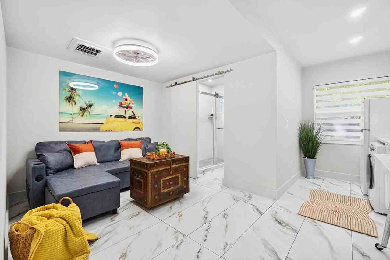 10538 55th Ave #1354465P - Photo 2 of 29