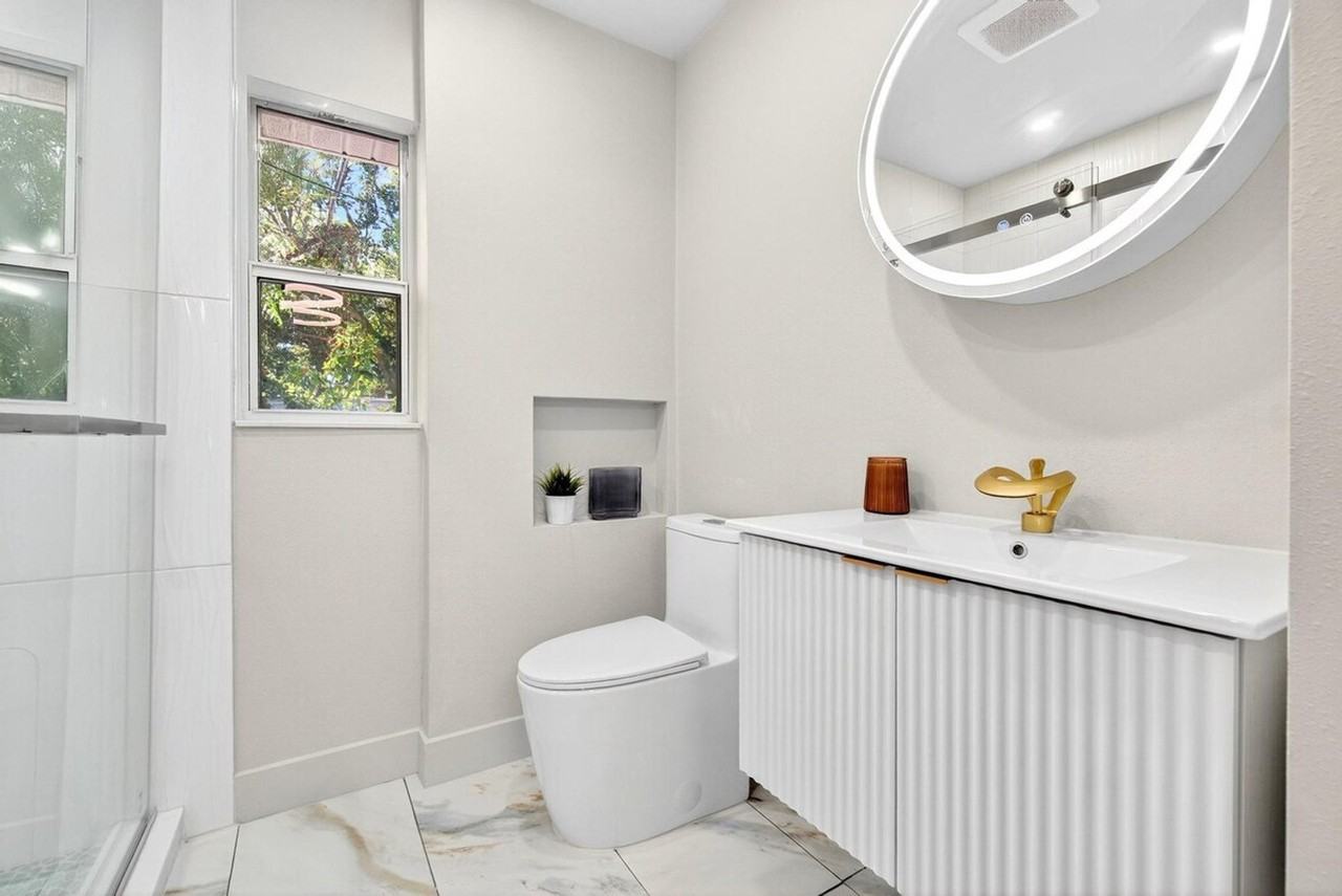 10538 55th Ave #1354465P - Photo 5 of 29