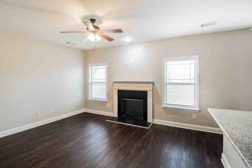 522 Kirkland Dr - Photo 6 of 17