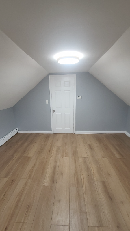 571 Avenue a #4 - Photo 6 of 7