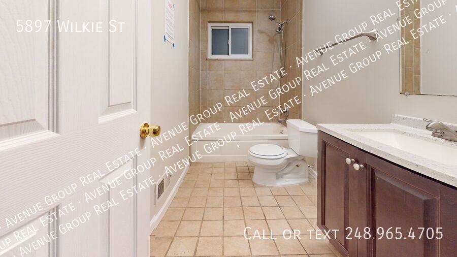 5897 Wilkie St - Photo 5 of 10