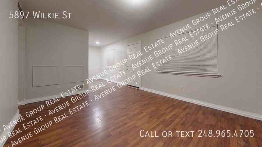 5897 Wilkie St - Photo 7 of 10