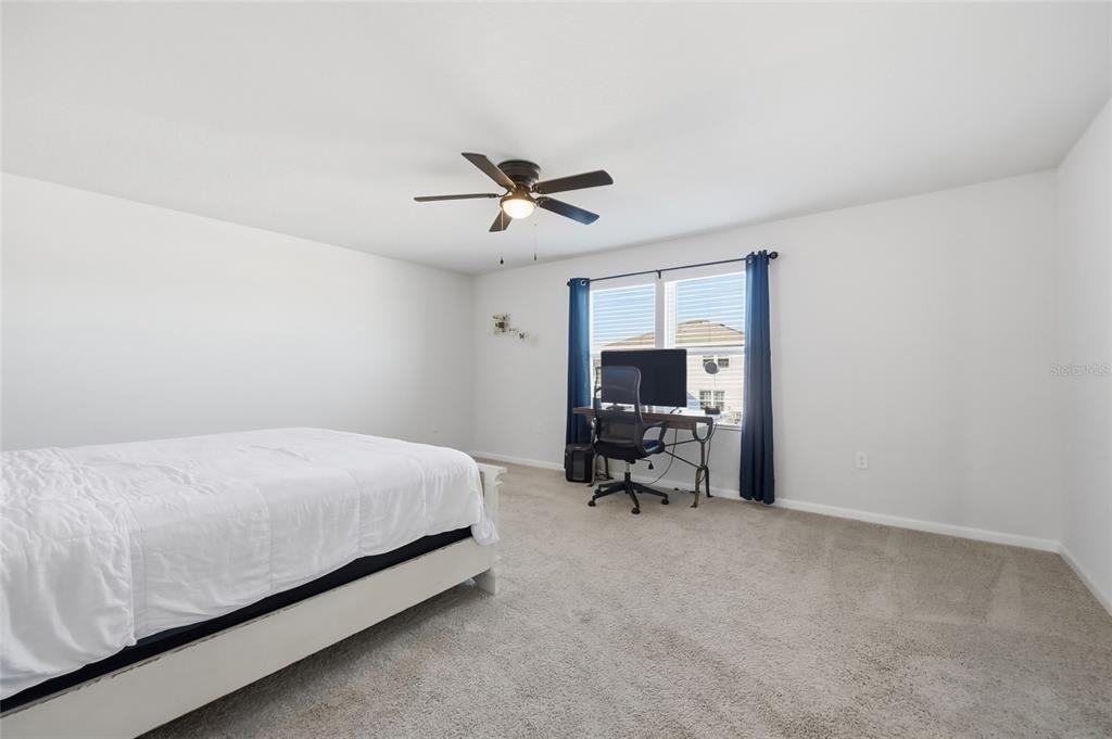 1123 Sugarwood St #1123 - Photo 7 of 35