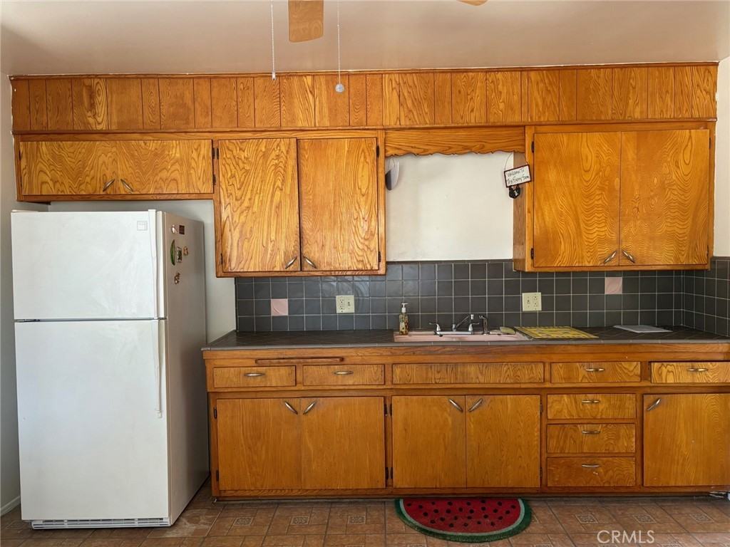 41816 East Acacia Avenue #41816 - Photo 6 of 7