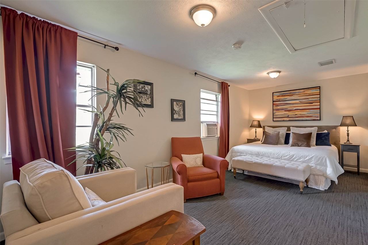 6018 Berendo St #6018 - Photo 5 of 19