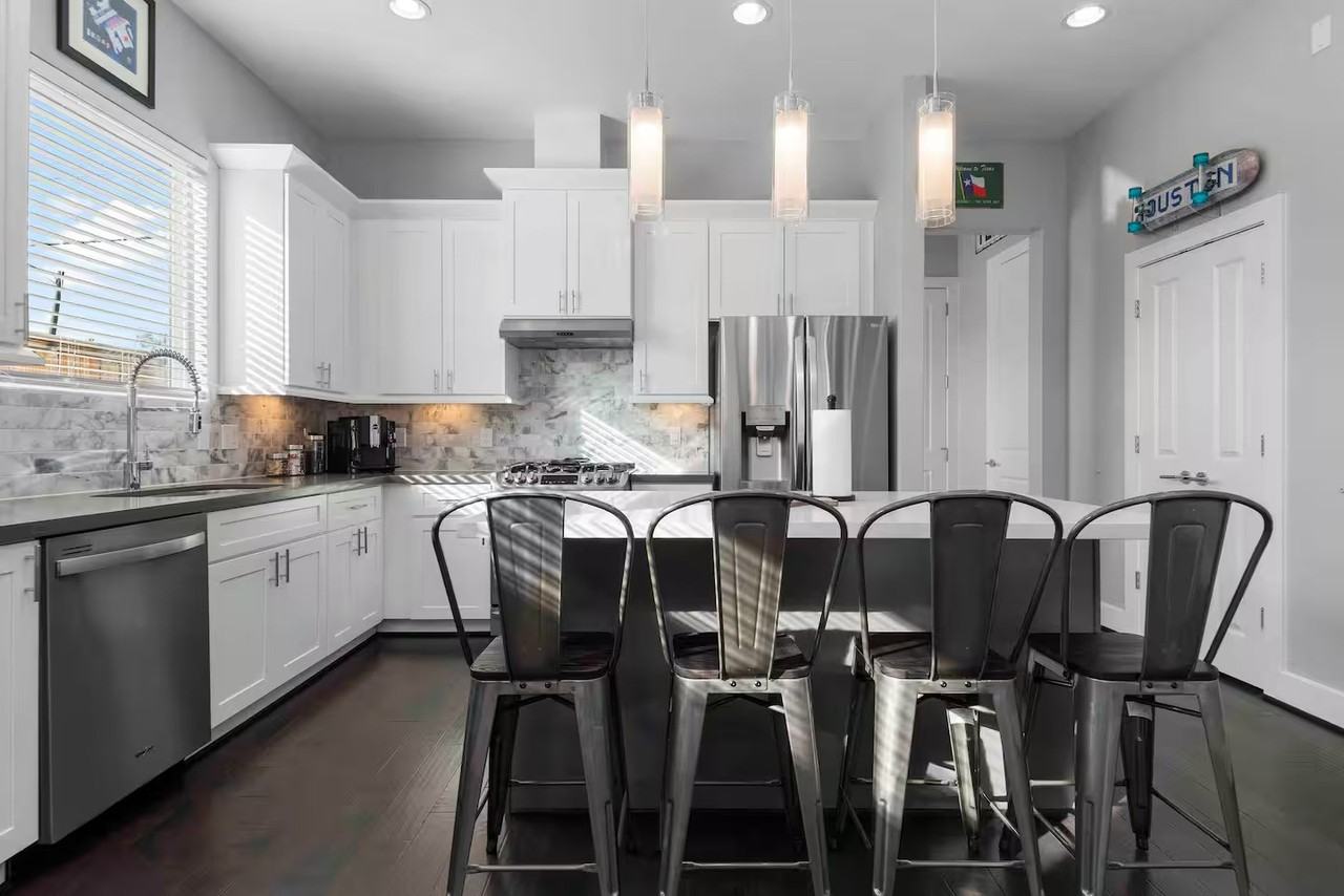 4202 Gillespie Street #4202A