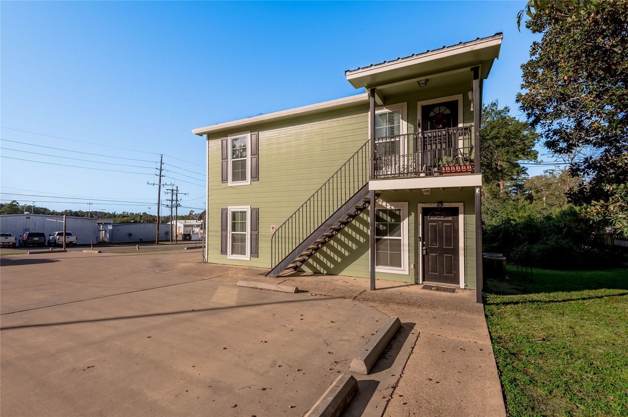 2118 Avenue M #2118A - Photo 2 of 32