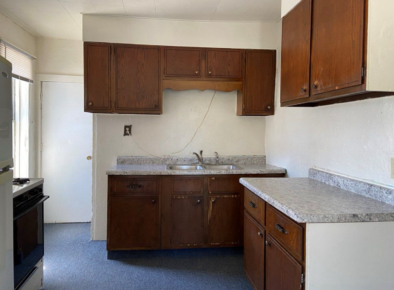 3115 8th Avenue South - Photo 6 of 6