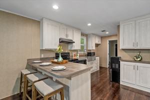 featured image of 211 Woodstock #211