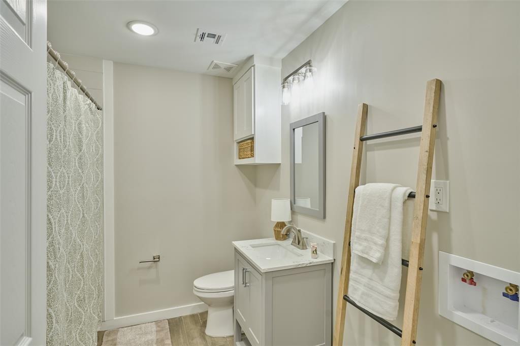 309 South Magnolia Street #309 - Photo 3 of 21