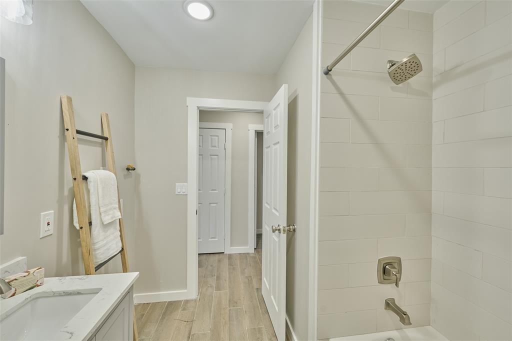 309 South Magnolia Street #309 - Photo 4 of 21