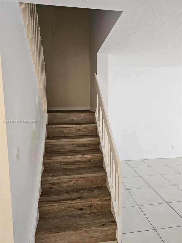 7572 East Courtyard Run #7572-7572 - Photo 2 of 13