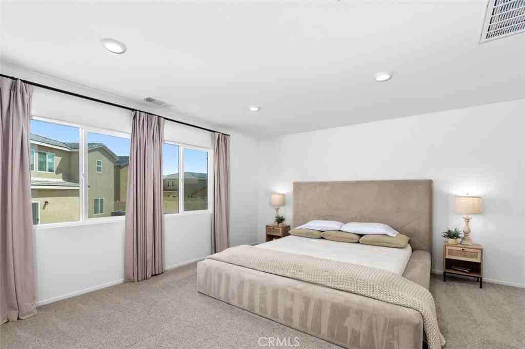 28876 Camaro Drive #28876 - Photo 3 of 44