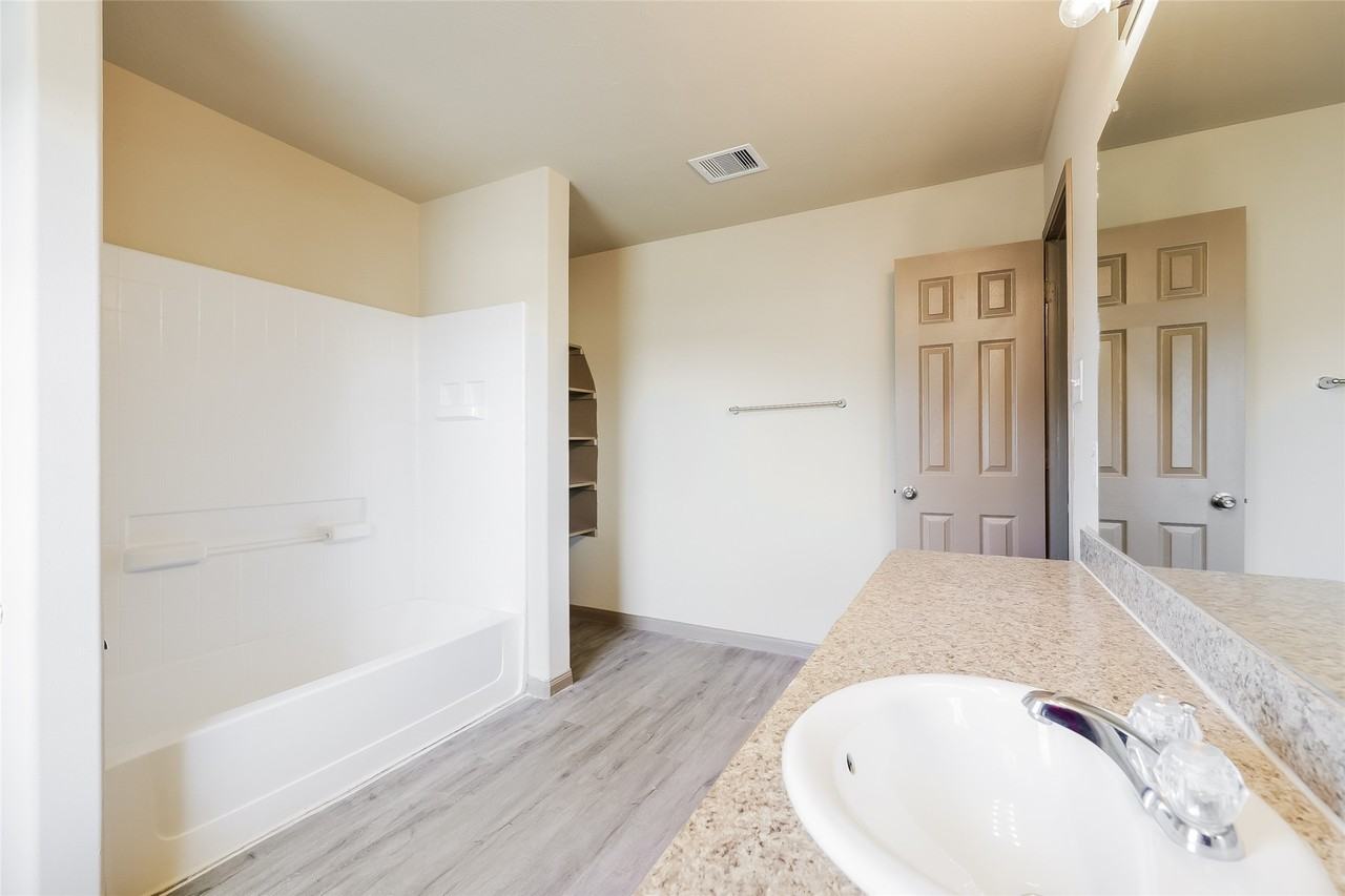 2422 W Werrington Way #2422 - Photo 5 of 13