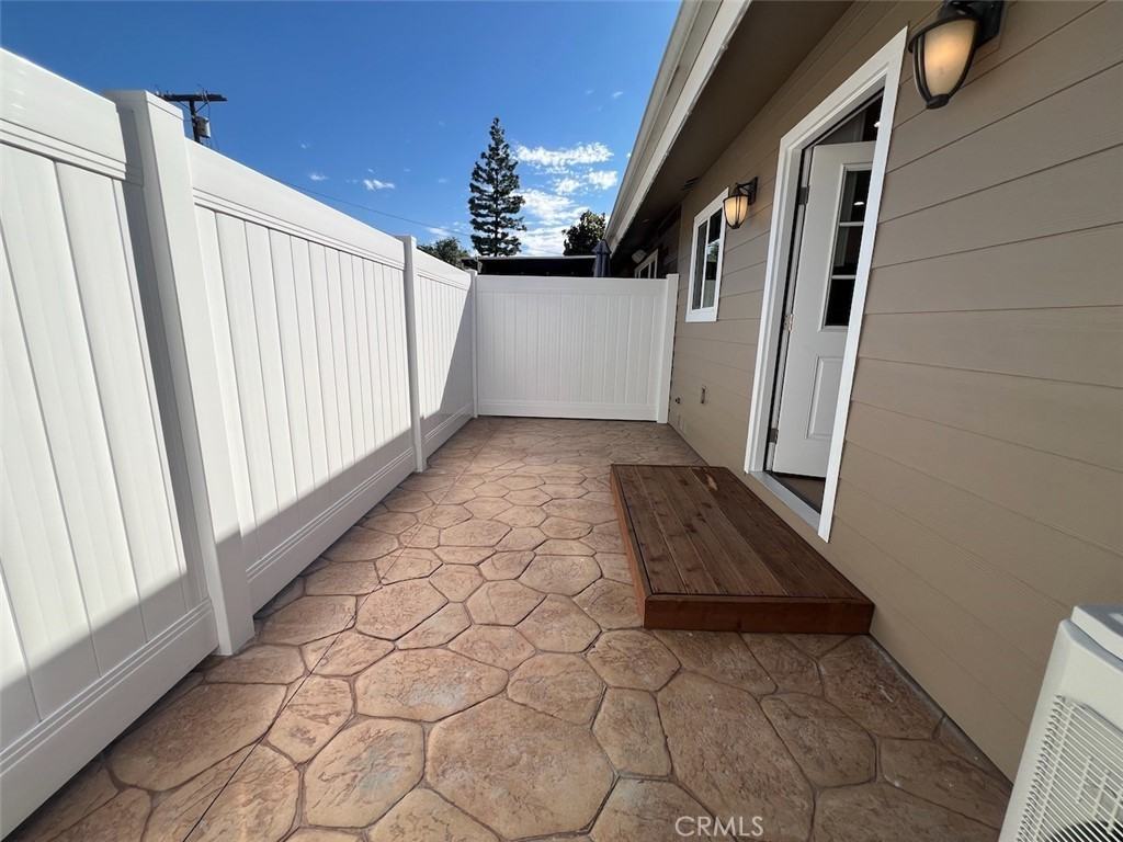 10908 Canby Avenue #10908 - Photo 4 of 26