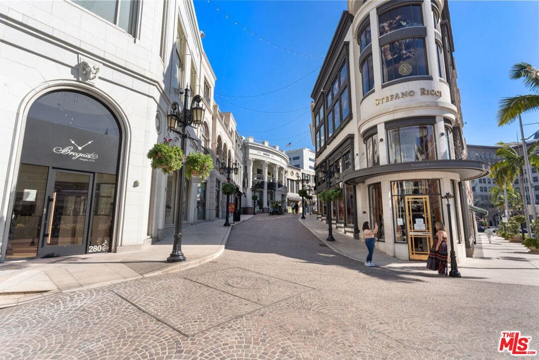 9623 Charleville Blvd #9623 - Photo 5 of 24