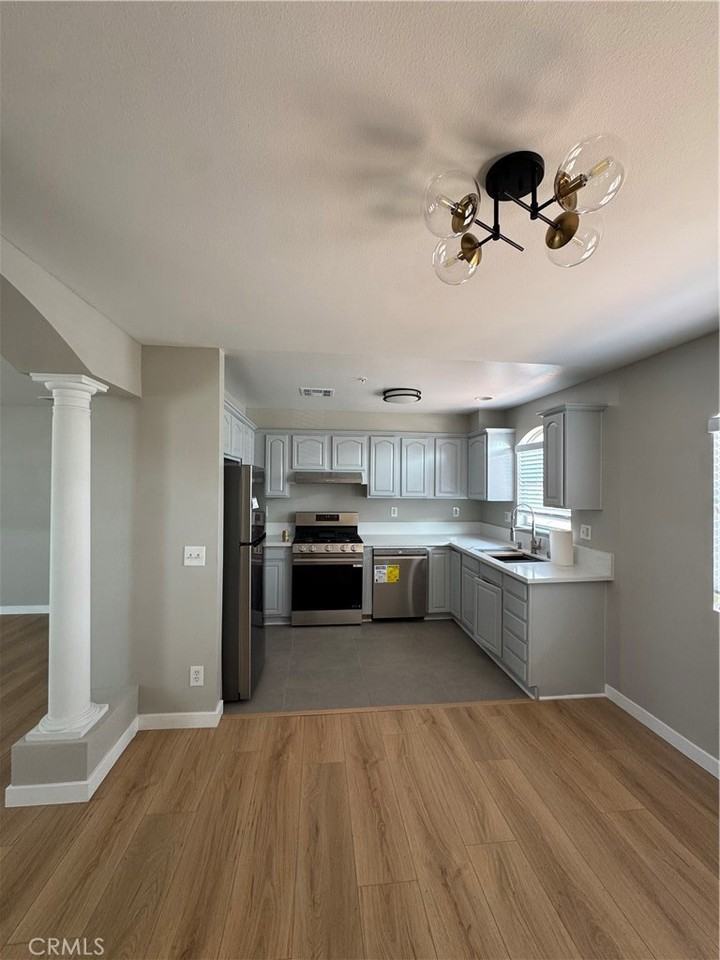 132 Third Street #132A - Photo 4 of 15