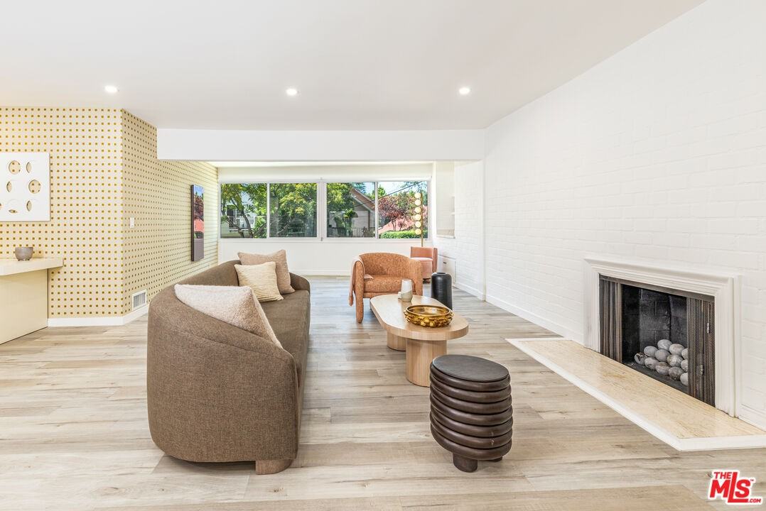 8911 Cynthia Street #8911-7 - Photo 2 of 14