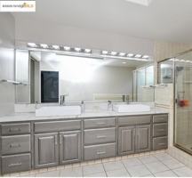 featured image of 5580 Edgeview Drive #5580