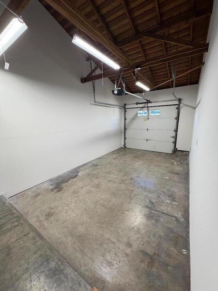 1800 Terri Way #1800 - Photo 4 of 28