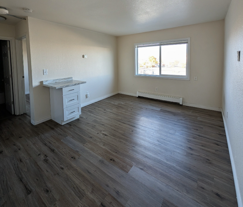618 Gambell St #11 - Photo 3 of 6