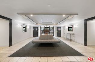 911 North Kings Road - Photo 1 of 1