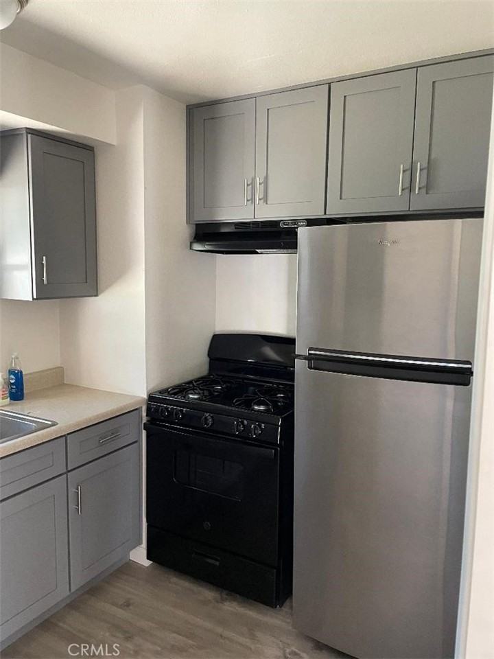 23689 Manzanita Dr #23689-3 - Photo 2 of 5