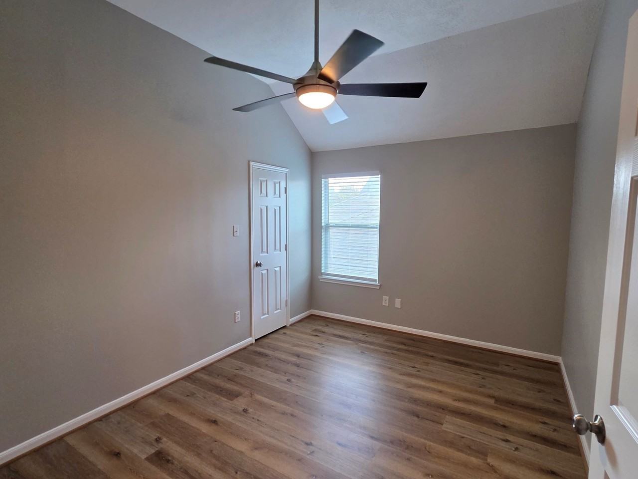 8214 Point Pendleton Dr #8214 - Photo 5 of 44