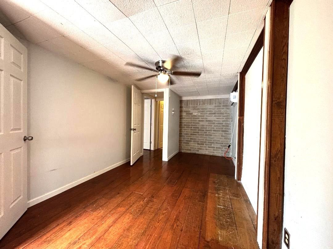 406 Bowie St #406 - Photo 7 of 11