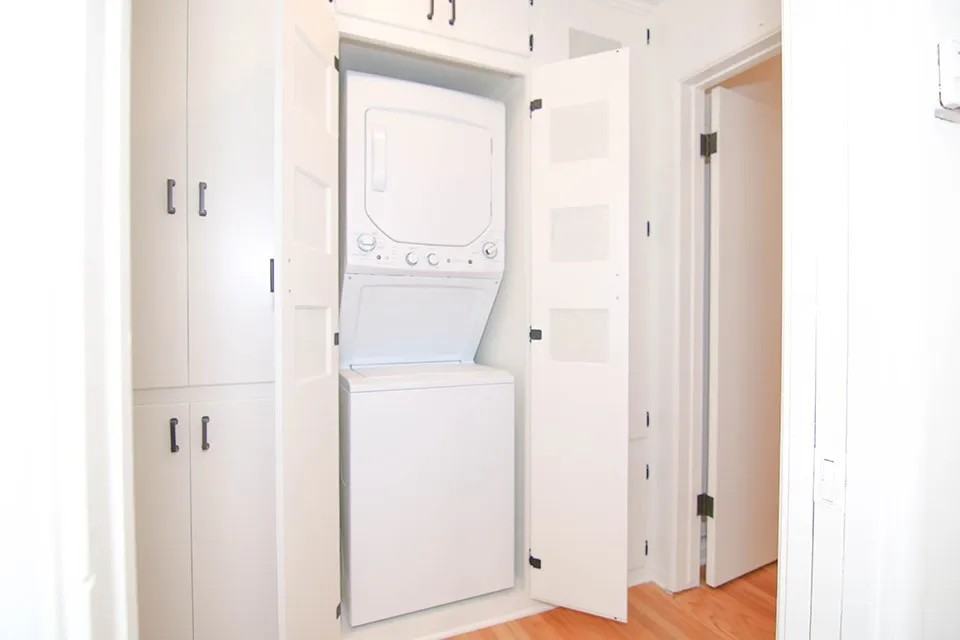 116 24th St #116REAR - Photo 4 of 19