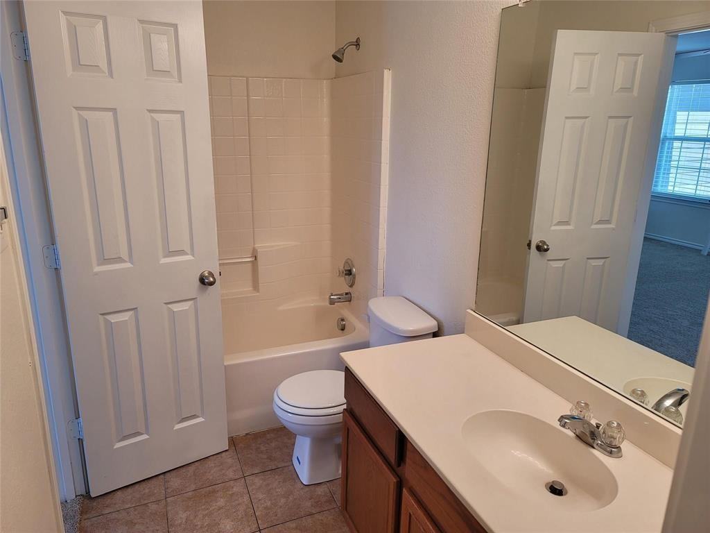 1256 Redman Ave #1256 - Photo 2 of 8